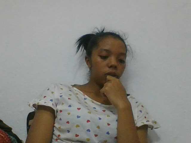 rosah1a live cam on BongaCams