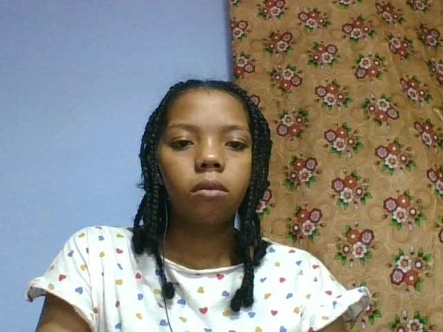 rosah1a live cam on BongaCams