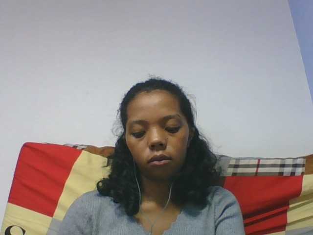 rosah1a live cam on BongaCams