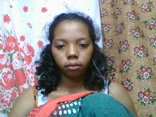 rosah1a live cam on BongaCams