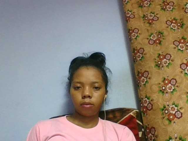 rosah1a live cam on BongaCams