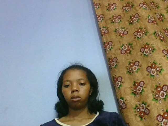 rosah1a live cam on BongaCams
