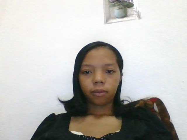 rosah1a live cam on BongaCams