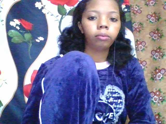 rosah1a live cam on UnifiedCams