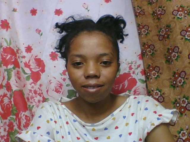 rosah1a live cam on BongaCams