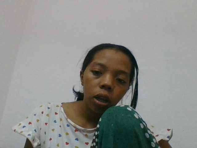 rosah1a, live now on BongaCams