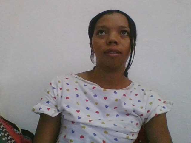 rosah1a live cam on BongaCams
