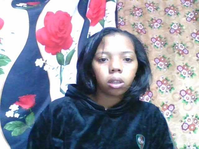 rosah1a live cam on BongaCams