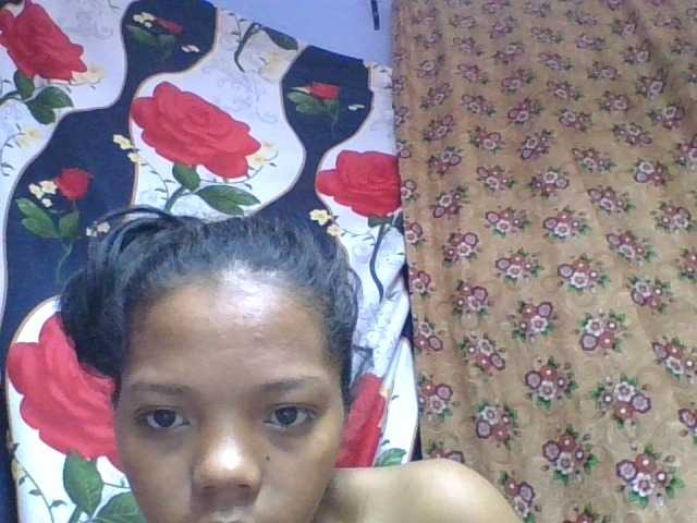 rosah1a live cam on BongaCams