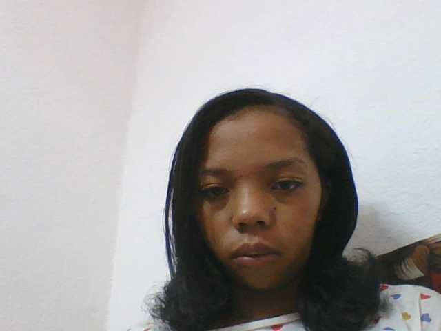 rosah1a live cam on BongaCams