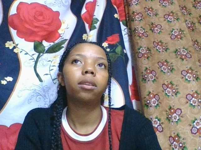 rosah1a live cam on BongaCams