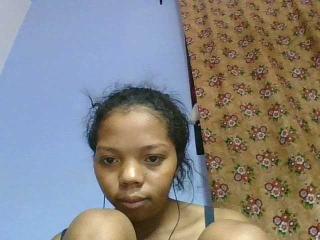 rosah1a live cam on BongaCams