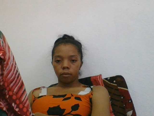 rosah1a live cam on BongaCams
