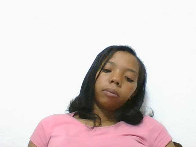 rosah1a live cam on BongaCams