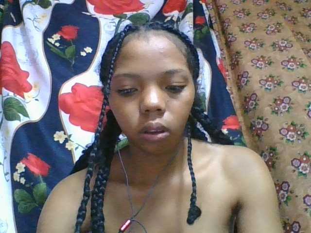 rosah1a live cam on BongaCams