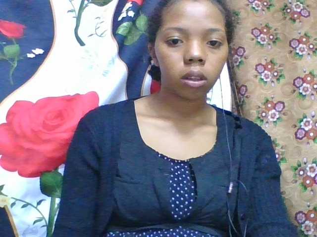 rosah1a live cam on BongaCams