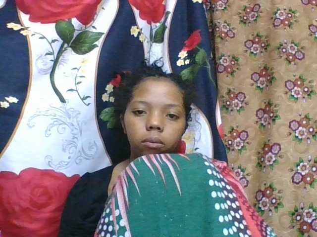 rosah1a live cam on BongaCams