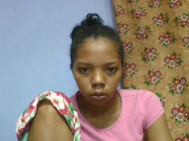 rosah1a live cam on BongaCams
