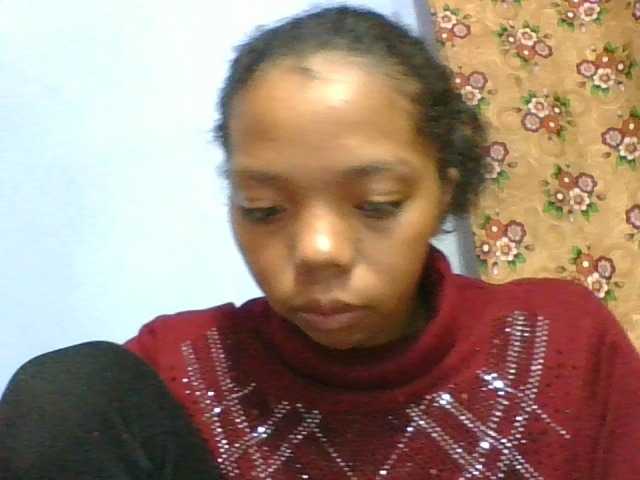 rosah1a live cam on BongaCams