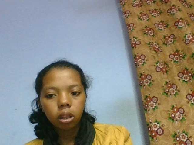 rosah1a live cam on BongaCams