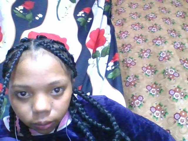 rosah1a live cam on BongaCams