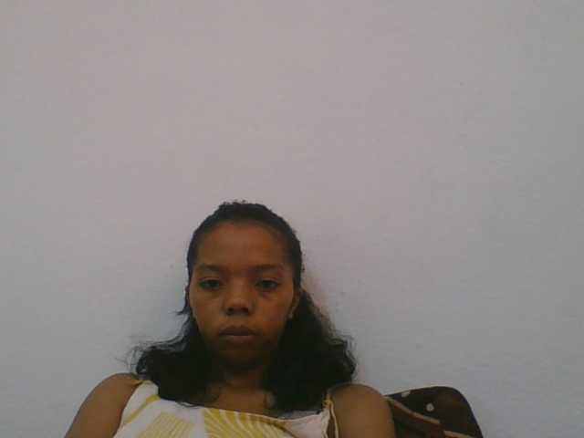 rosah1a live cam on BongaCams