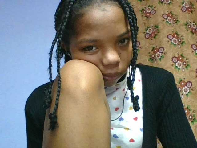 rosah1a live cam on BongaCams