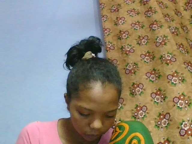 rosah1a live cam on BongaCams