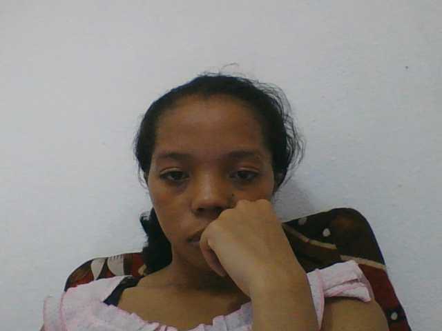 rosah1a live cam on BongaCams