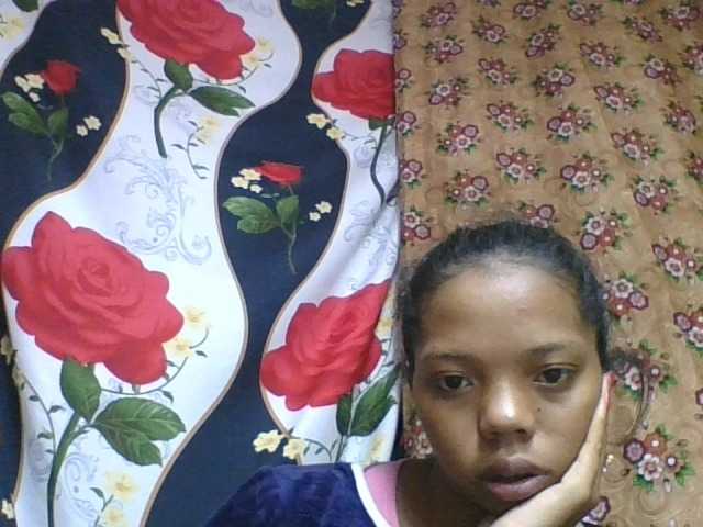 rosah1a live cam on BongaCams