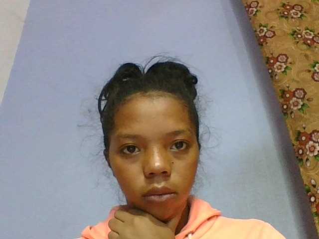 rosah1a live cam on BongaCams