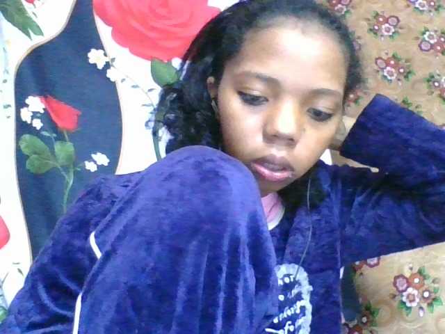 rosah1a live cam on BongaCams