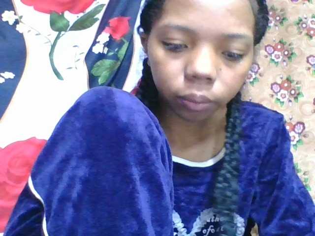 rosah1a live cam on BongaCams