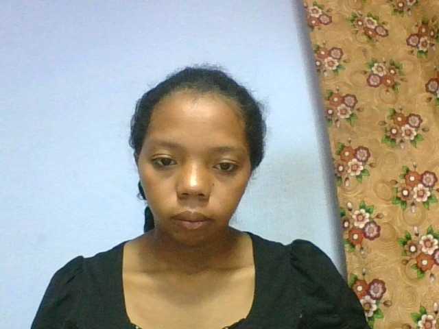 rosah1a live cam on BongaCams