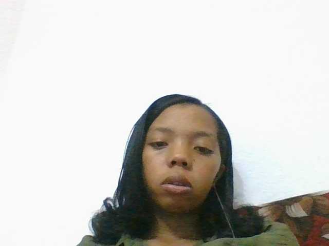 rosah1a live cam on BongaCams