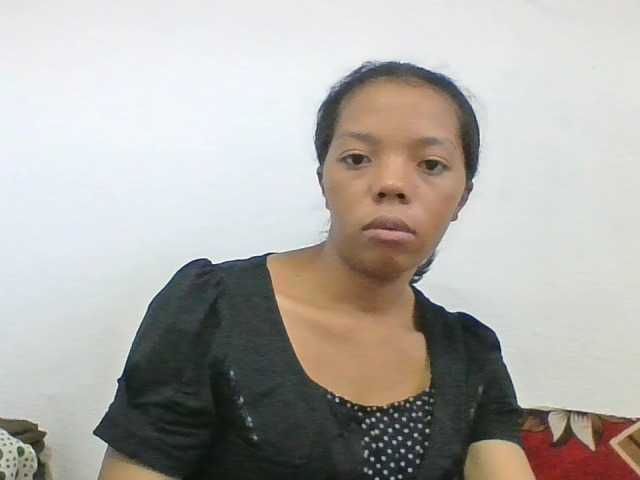 rosah1a live cam on BongaCams