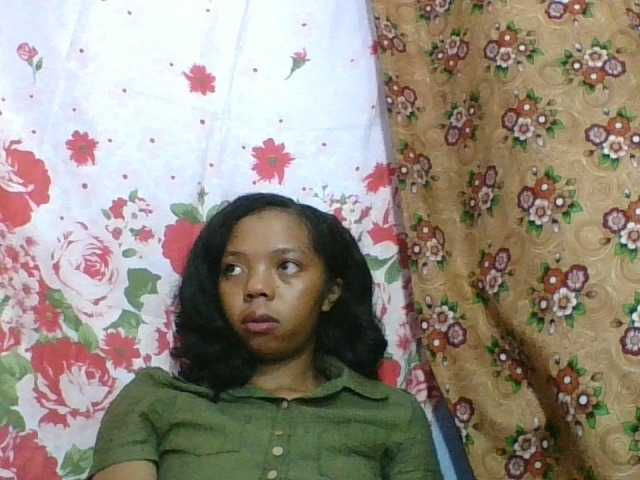 rosah1a live cam on BongaCams