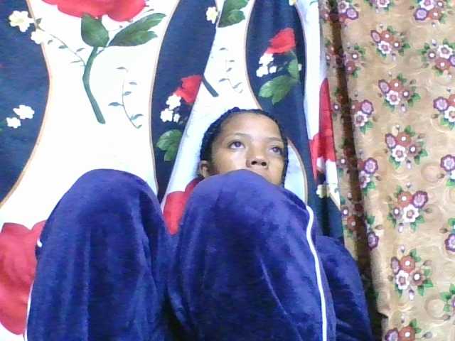 rosah1a live cam on BongaCams