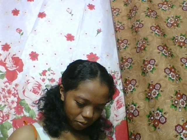 rosah1a live cam on BongaCams