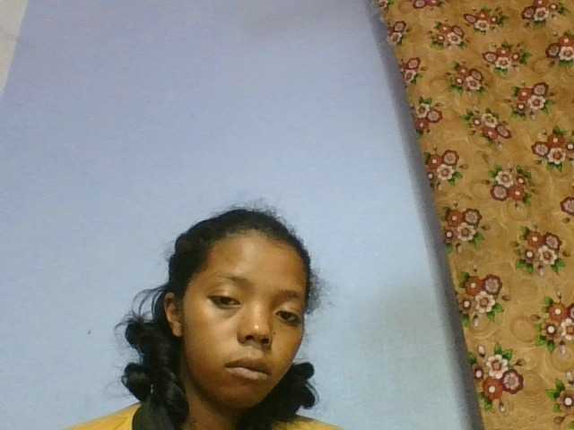rosah1a live cam on BongaCams
