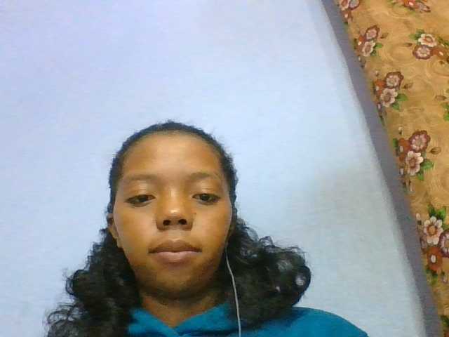 rosah1a live cam on BongaCams