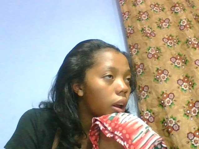 rosah1a live cam on BongaCams