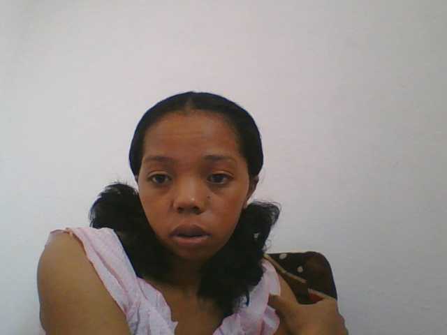 rosah1a live cam on BongaCams