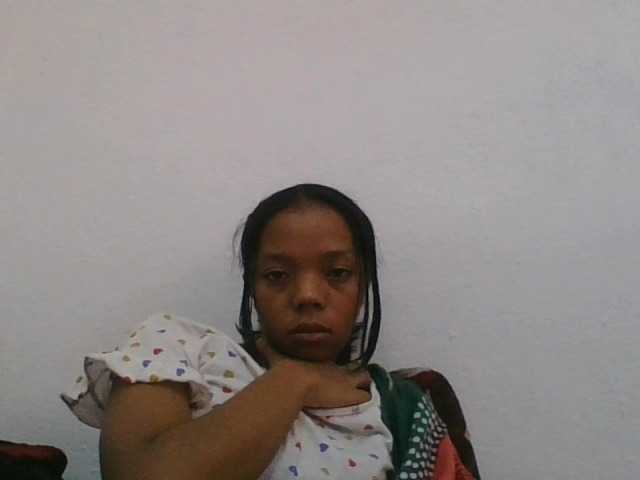 rosah1a live cam on BongaCams