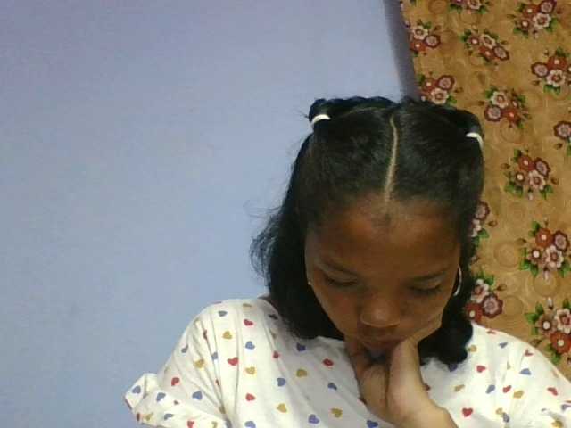 rosah1a live cam on BongaCams