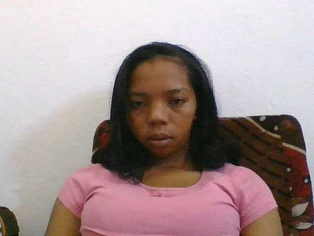 rosah1a live cam on BongaCams
