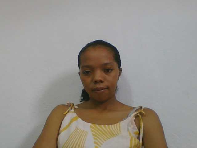 rosah1a live cam on BongaCams