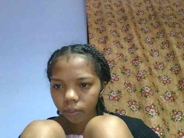 rosah1a Live Webcam on BongaCams