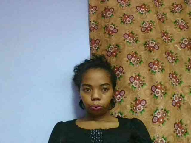 rosah1a Live Webcam on BongaCams