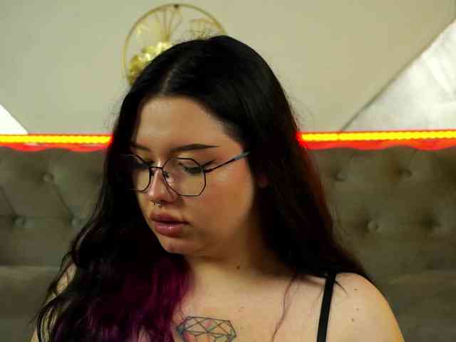 SinfullAngel webcam